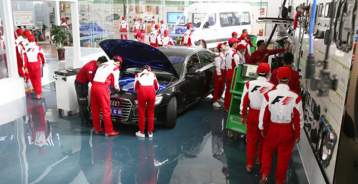 海量教学设备，真车反复拆装实践